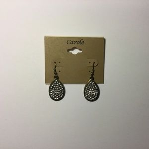 Carol Brand New Earrings